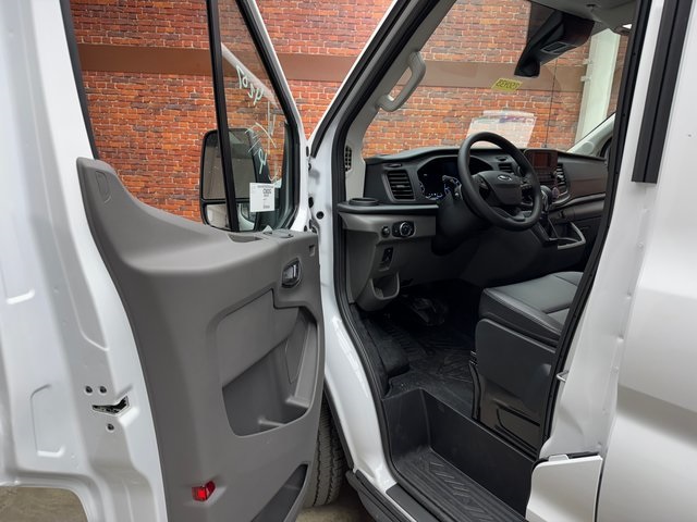 2025 Ford Transit Cargo Van photo 8