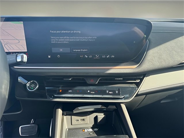 2025 Buick Envision Sport Touring photo 11