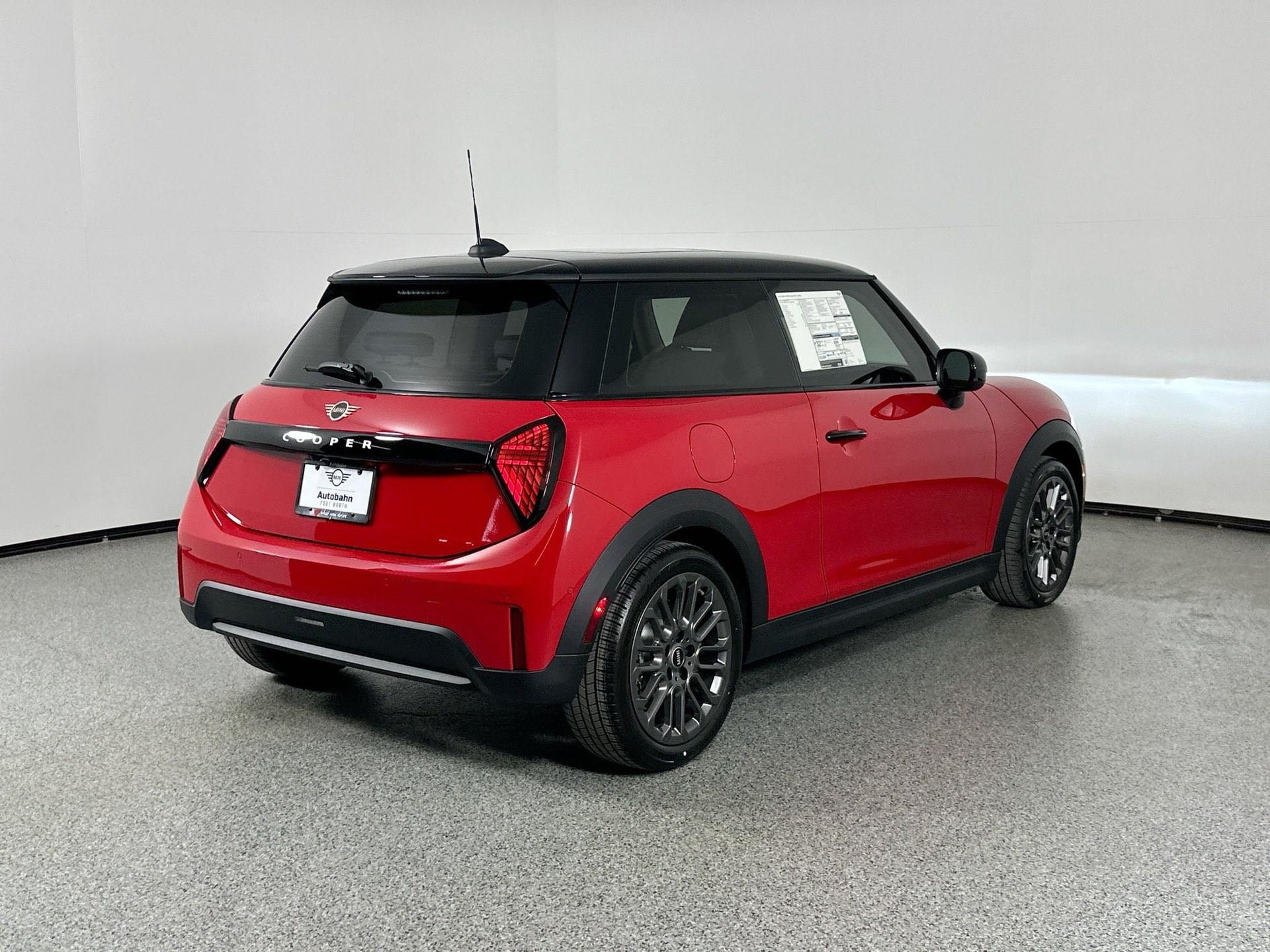 2025 Mini Cooper 2 Door Hardtop Signature photo 3