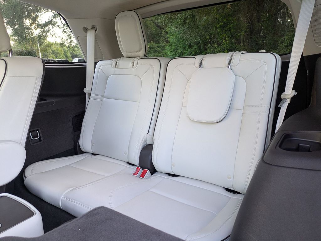2020 Lincoln Aviator Black Label photo 26