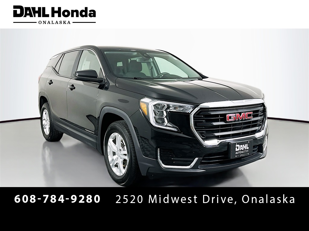 2024 GMC Terrain SLE's photo