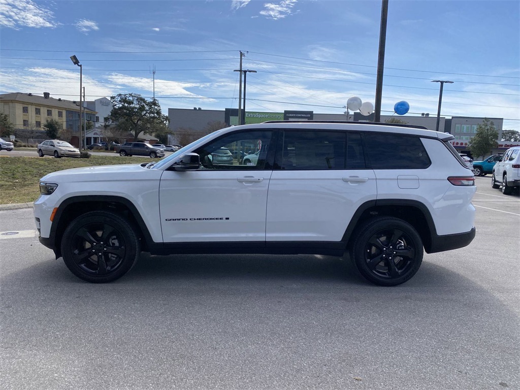 2025 Jeep Grand Cherokee Altitude X photo 8