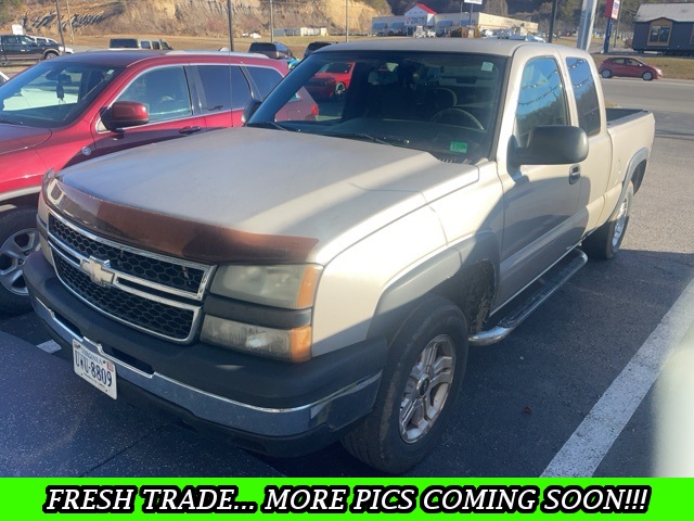 2006 Chevrolet Silverado 1500 Work Truck's photo