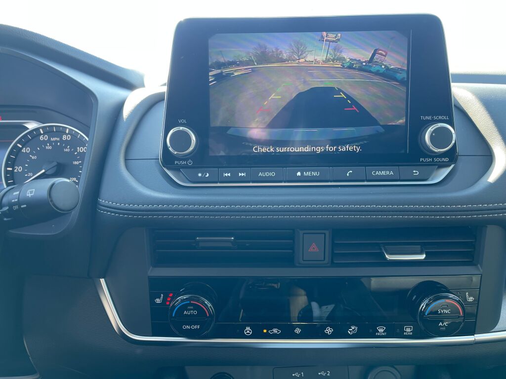 2026 Nissan Rogue SV photo 8