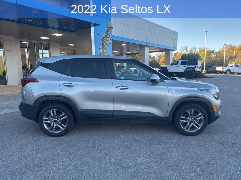 Used 2022 Kia Seltos LX with VIN KNDEPCAA4N7286895 for sale in Mooresville, IN