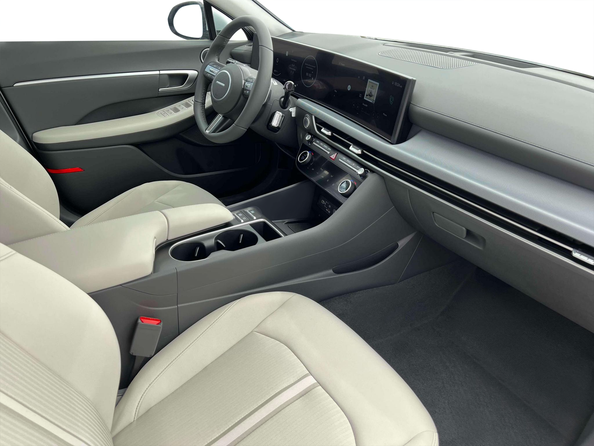 New 2025 Gray Hyundai SEL image 15