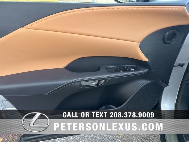 2024 Lexus RX 350h Premium photo 21