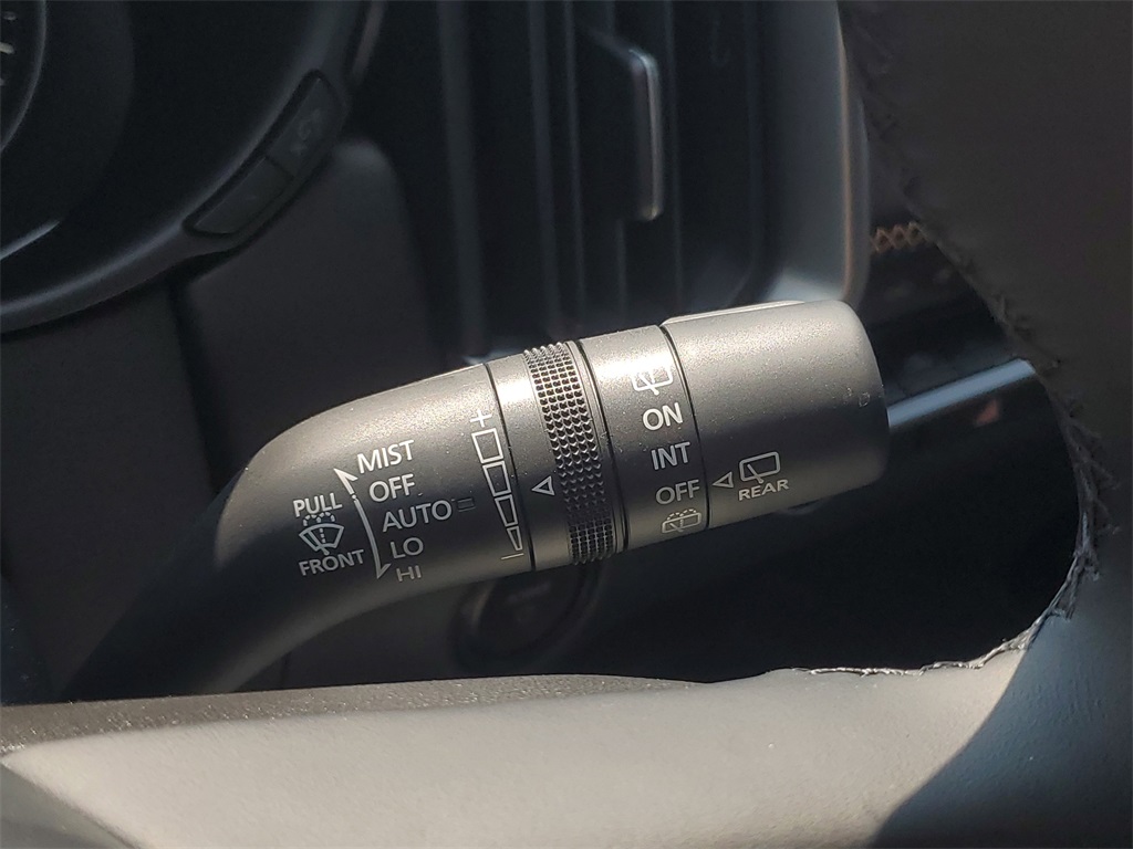 2025 Mazda CX-50 Premium photo 18