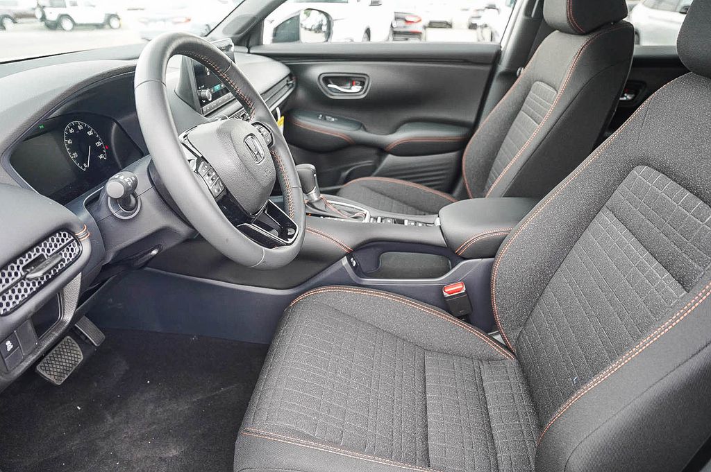 2025 Honda HR-V Sport photo 20