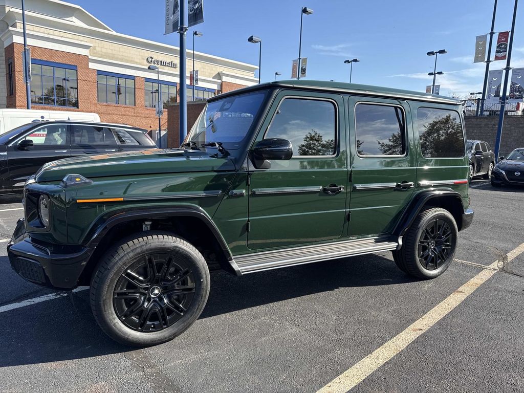 2025 Mercedes Benz G photo 2