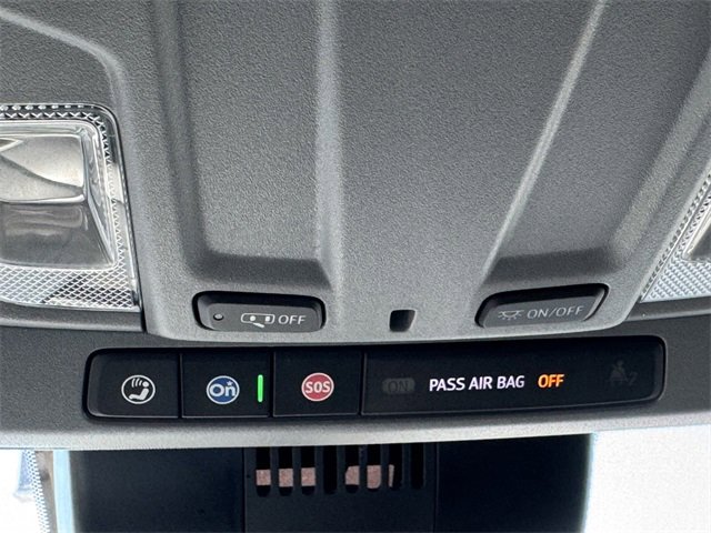 2023 Chevrolet Silverado 1500 Custom photo 26