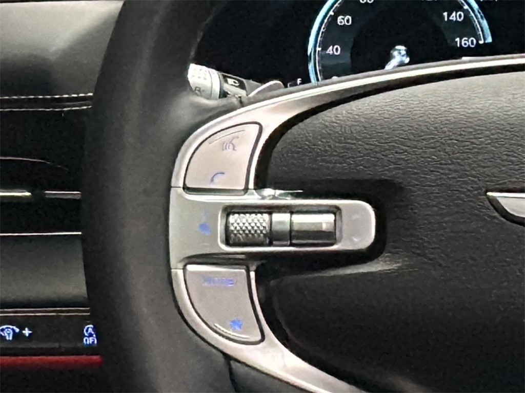 2023 Genesis GV80 2.5T Prestige photo 16