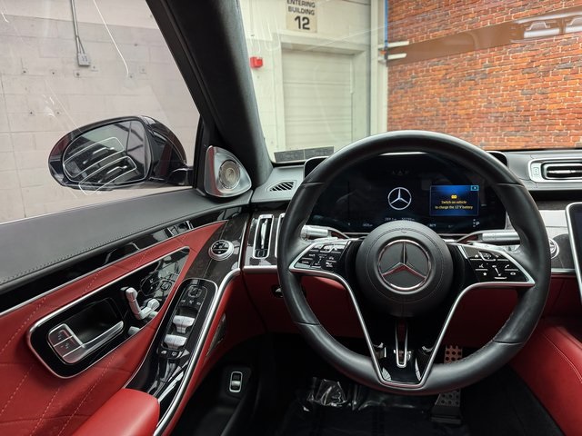 2022 Mercedes Benz S 580 4MATIC photo 13