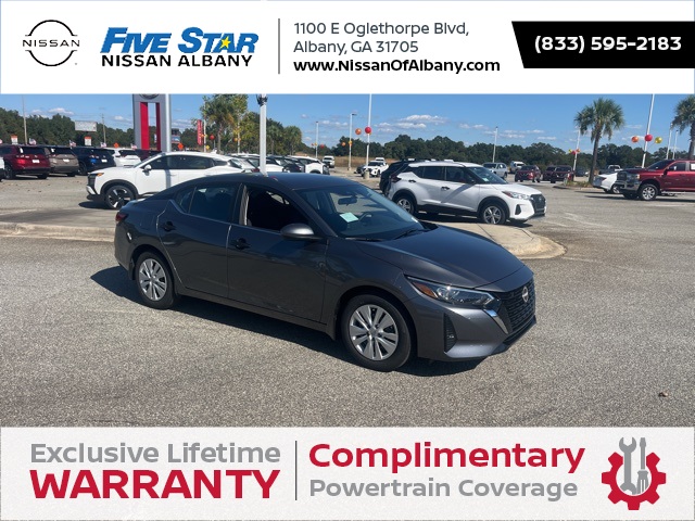 2025 Nissan Sentra S's photo