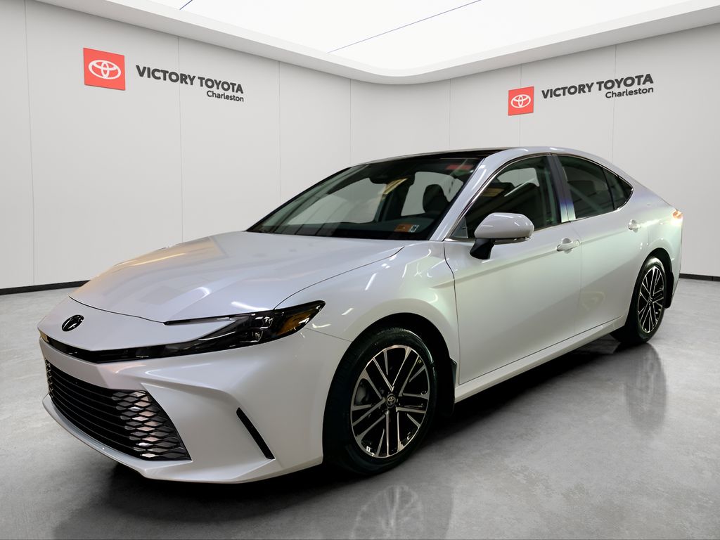 2026 Toyota Camry XLE's photo