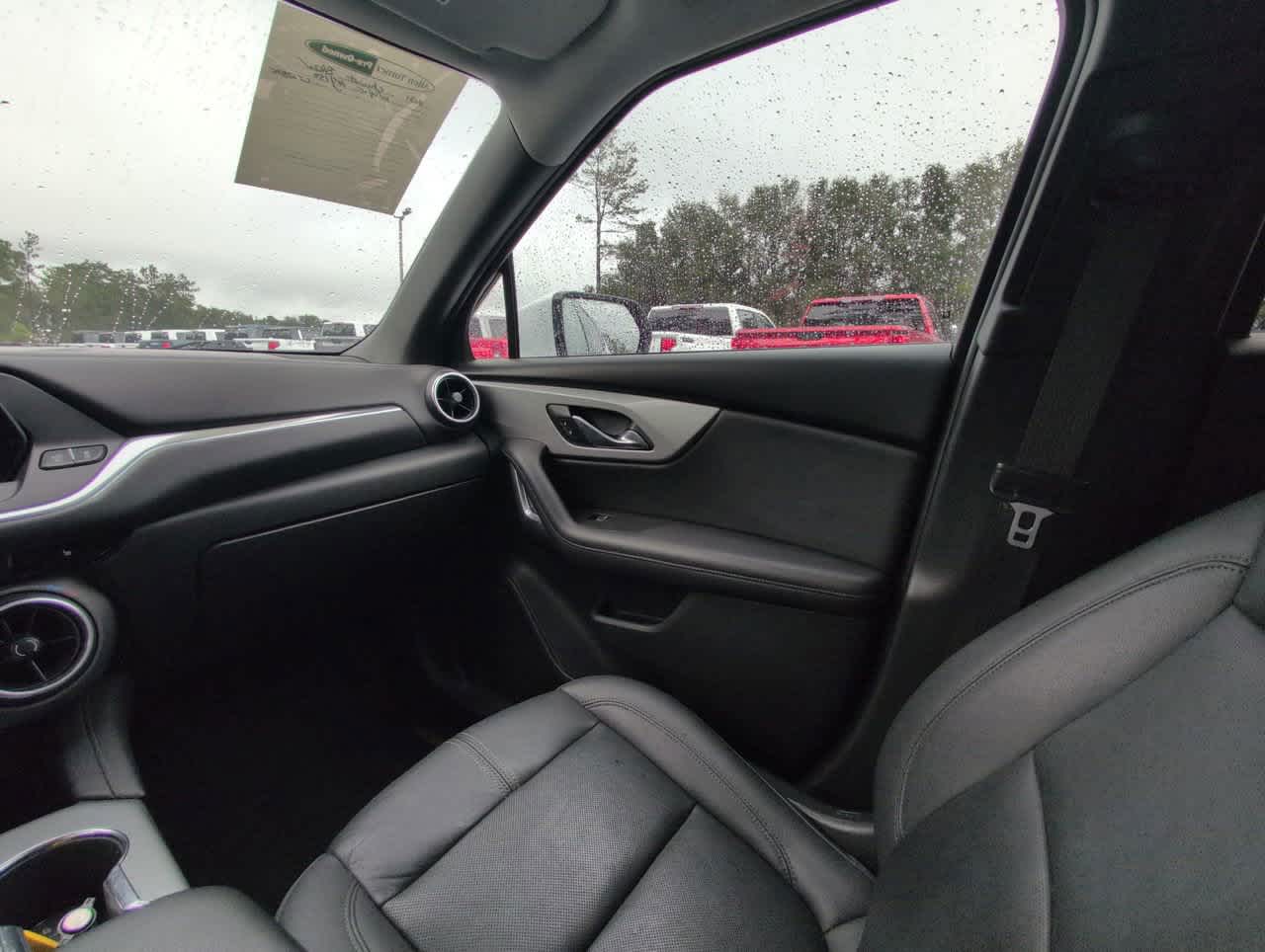 2021 Chevrolet Blazer 3LT photo 2