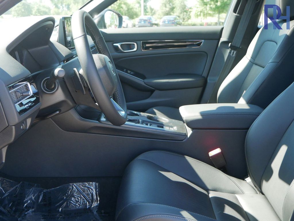 2026 Honda Civic Sport Touring Hybrid photo 3