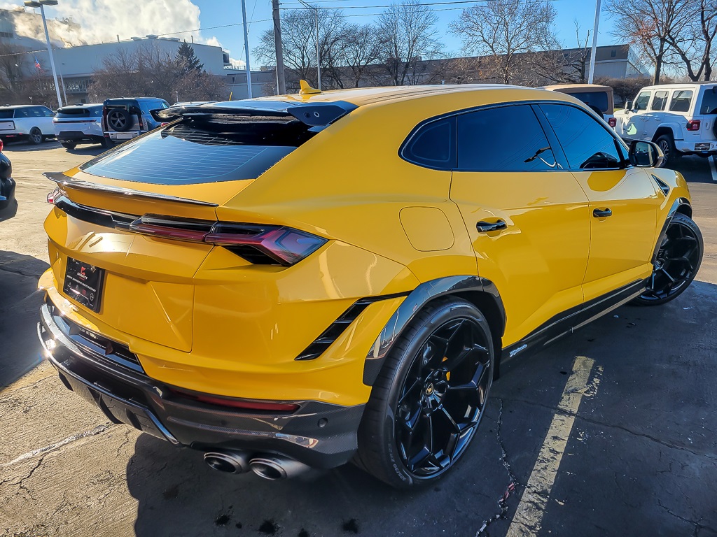 2023 LAMBORGHINI URUS - Image 6