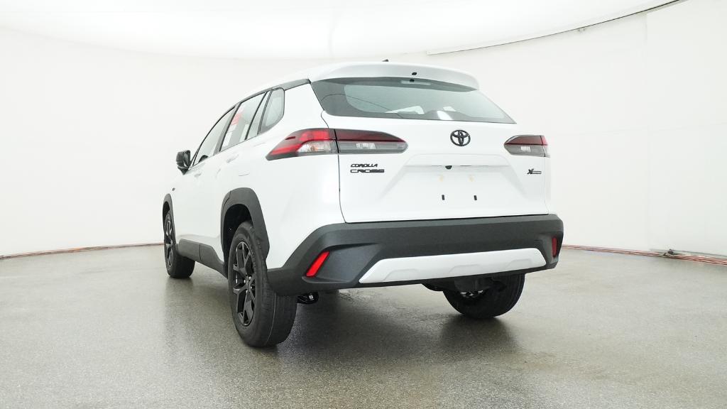 2026 Toyota Corolla Cross L photo 13