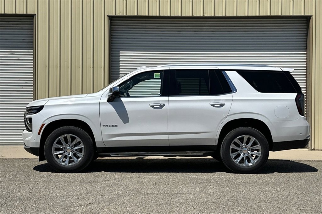 2025 Chevrolet Tahoe Premier photo 3