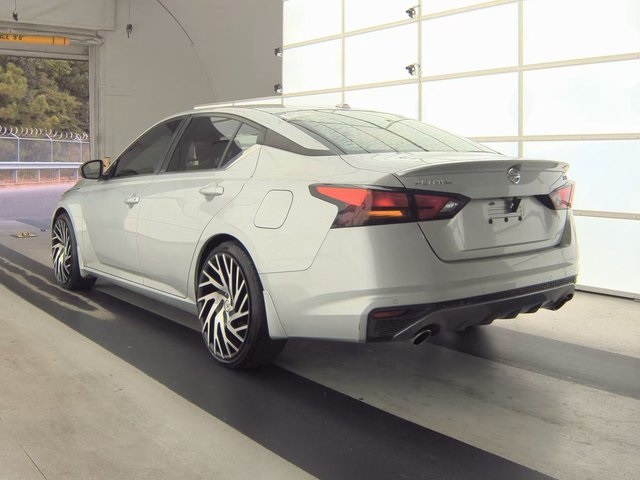 2020 Nissan Altima 2.5 SR photo 4