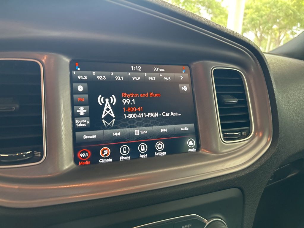 2023 Dodge Charger SXT photo 6