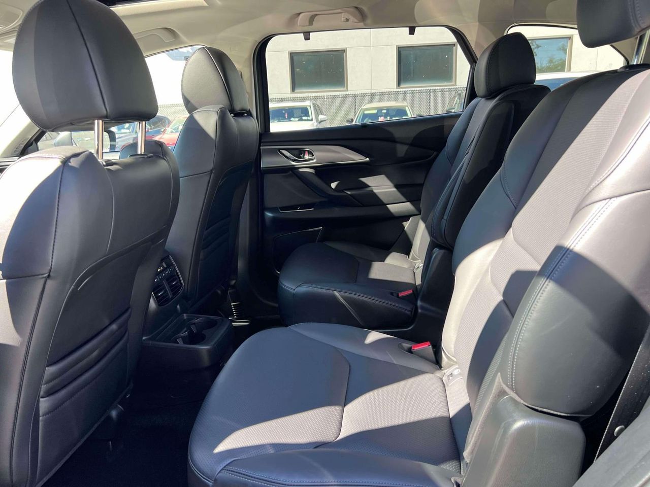 2022 Mazda CX-9 Touring photo 11