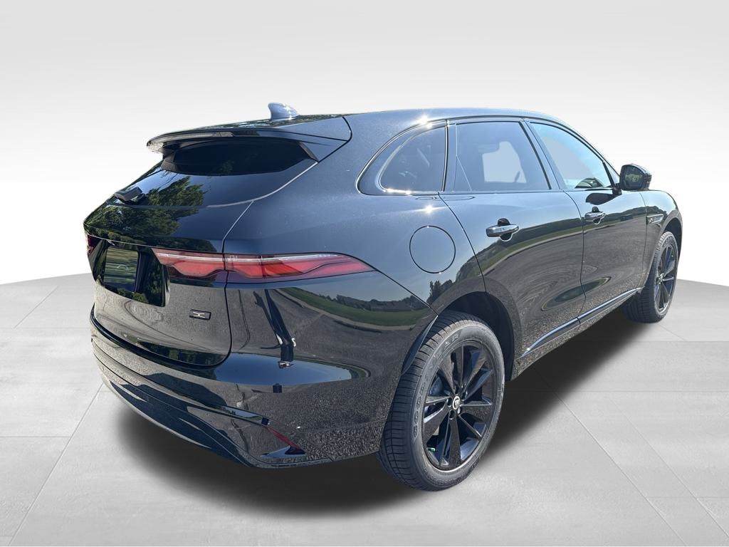 2026 Jaguar F-PACE P250 R-Dynamic S photo 7
