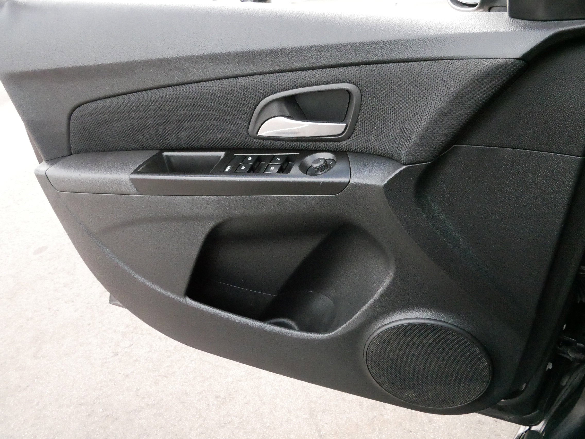 2014 Chevrolet Cruze photo 23
