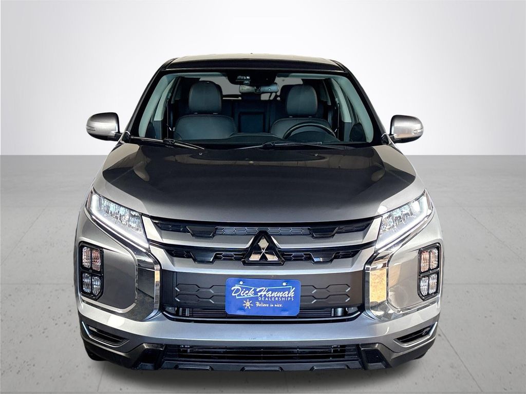 2024 Mitsubishi Outlander Sport SE photo 3