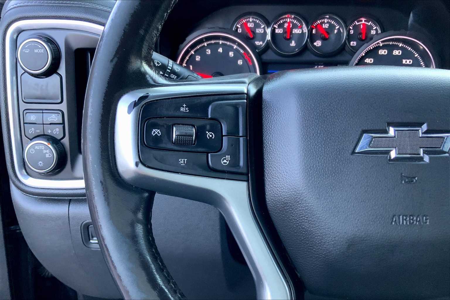 2020 Chevrolet Silverado 1500 RST photo 20