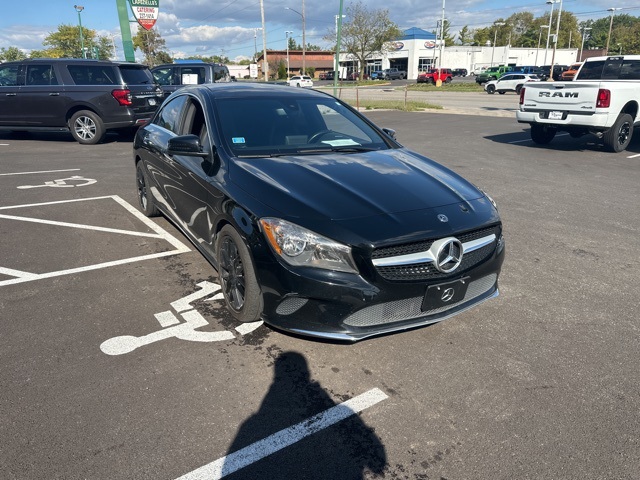2018 Mercedes Benz CLA 250 4MATIC photo 2
