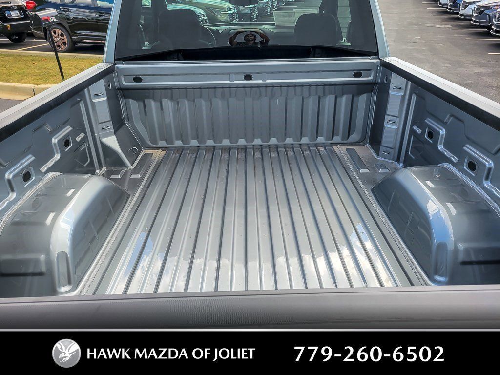 2025 CHEVROLET SILVERADO - Image 15