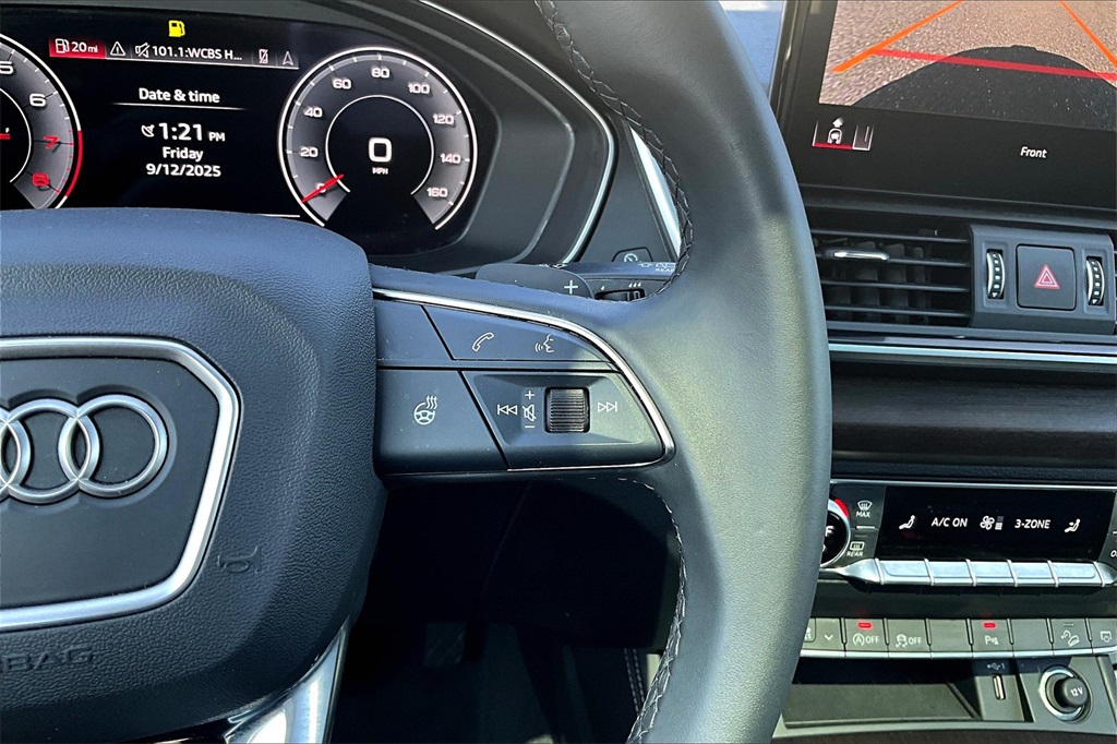 2025 Audi Q5 45 S line Premium Plus photo 12