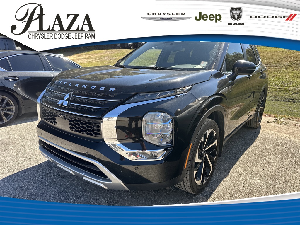 2022 Mitsubishi Outlander SE