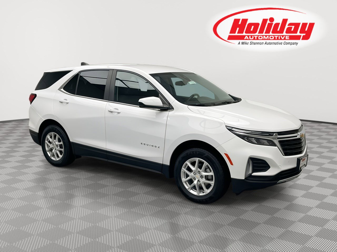 2022 Chevrolet Equinox LT's photo