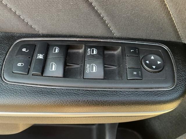 2023 Dodge Charger SXT photo 14