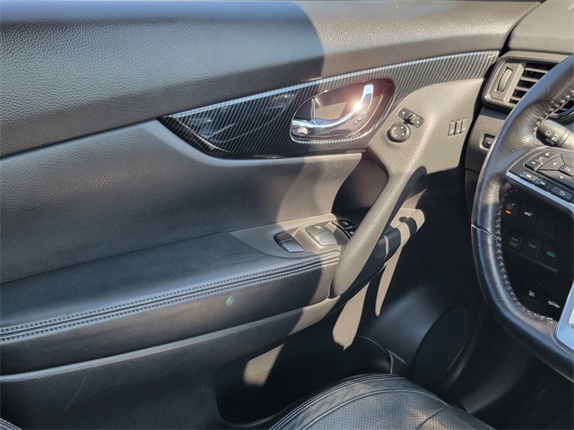2017 Nissan Rogue SL photo 20