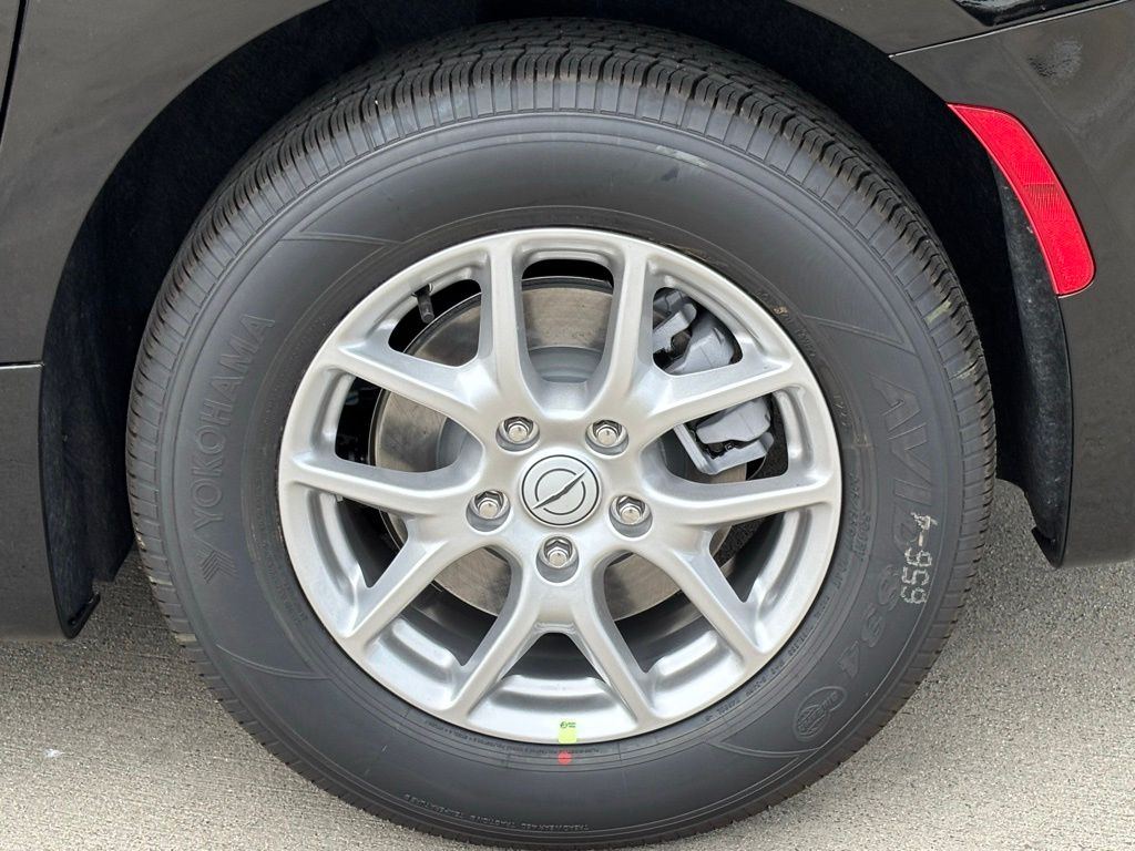2026 Chrysler Pacifica photo 23