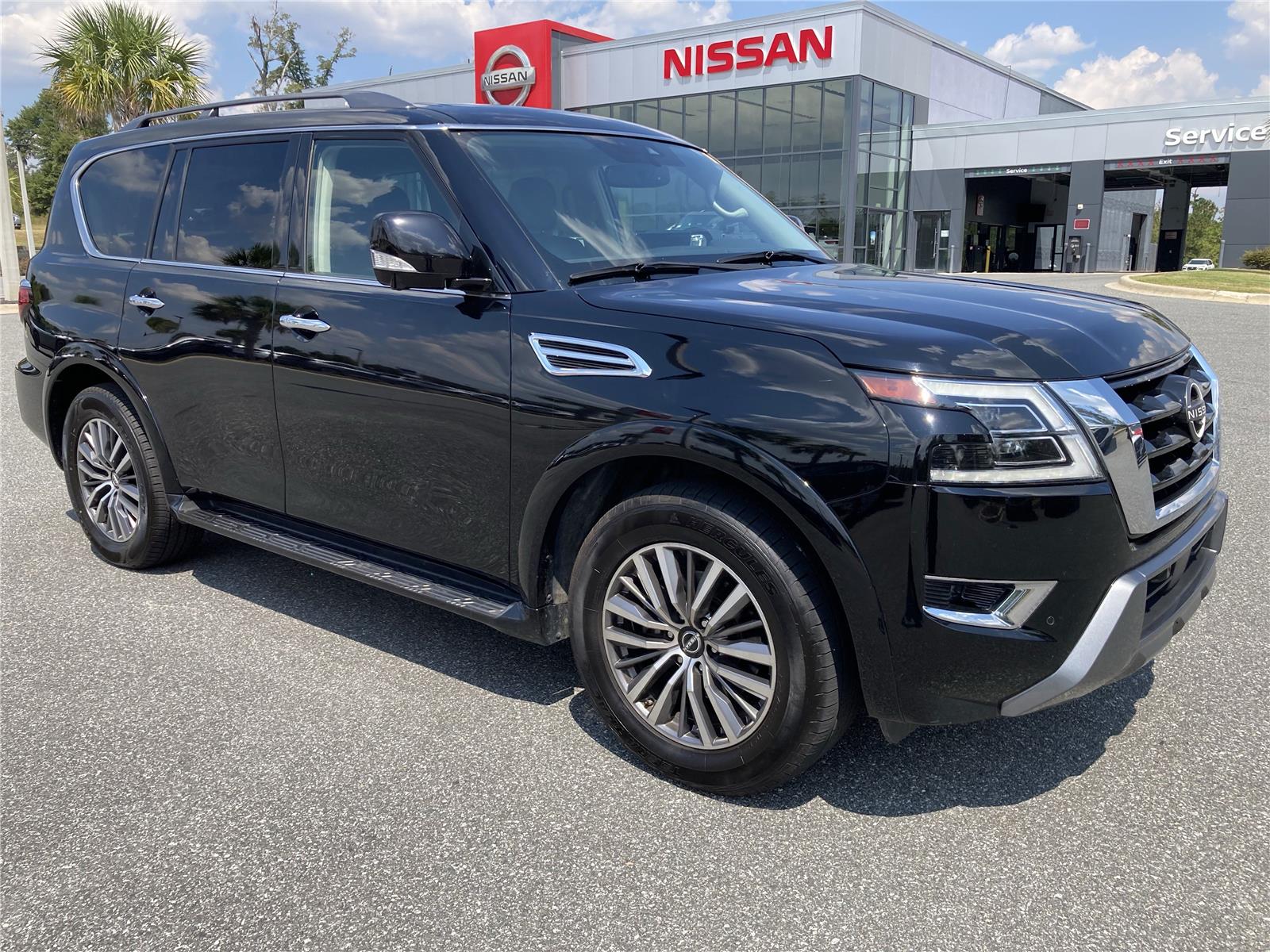 2023 Nissan Armada SL photo 8