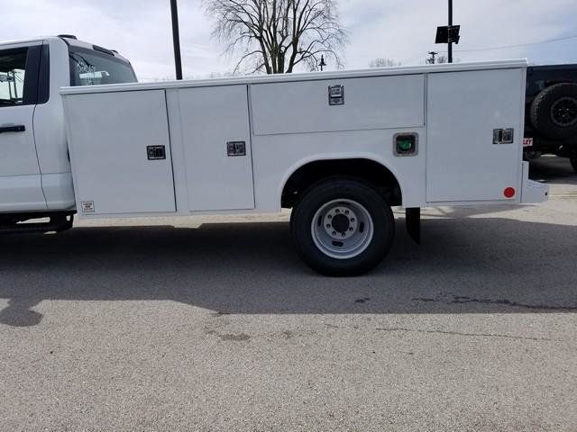 2025 Ford F-350 XL photo 16