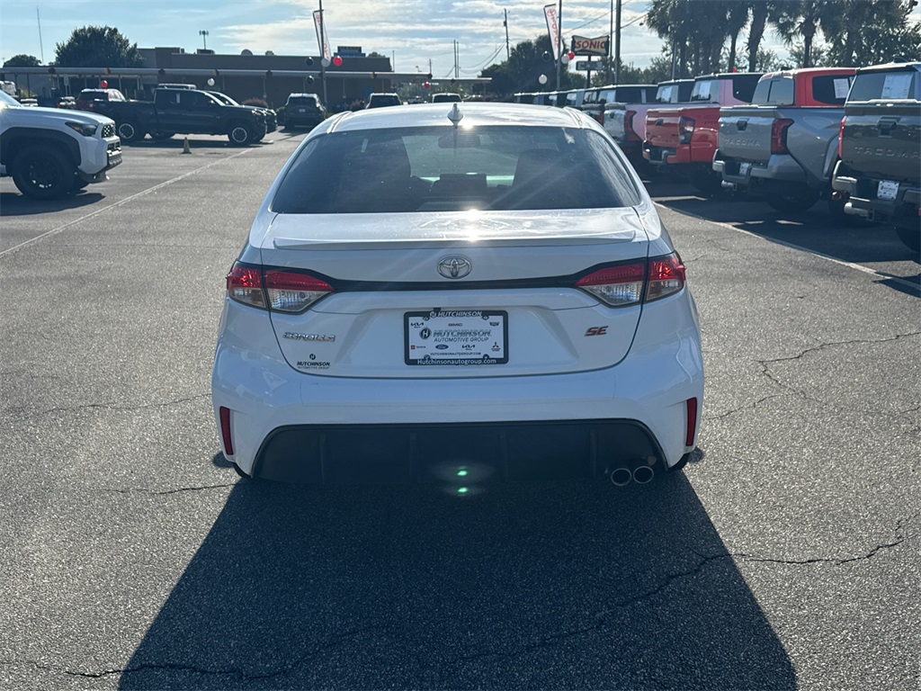 2023 Toyota Corolla SE photo 4