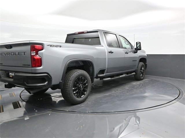 2025 Chevrolet Silverado 2500HD Custom photo 6