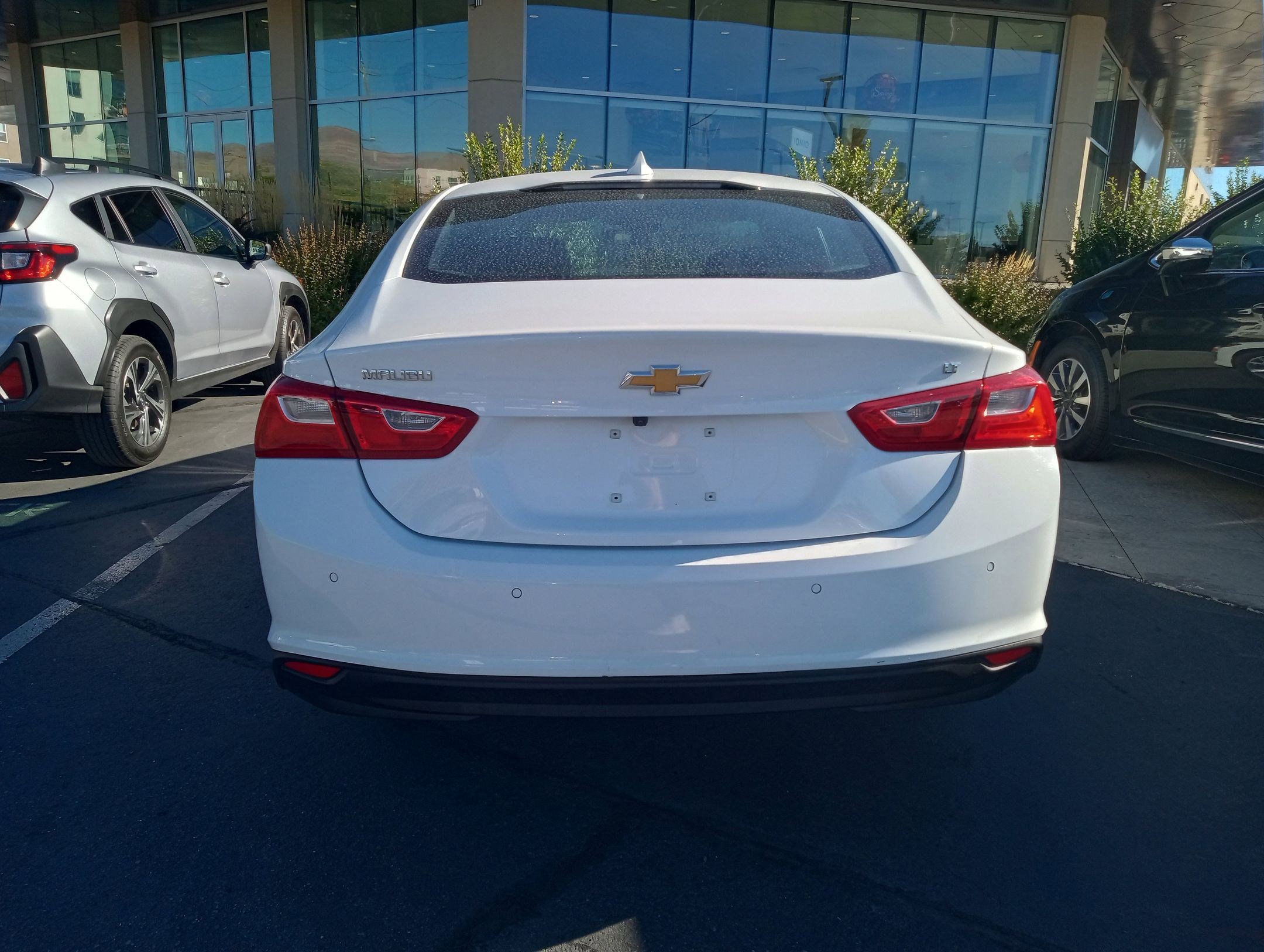 2024 Chevrolet Malibu 1LT photo 3