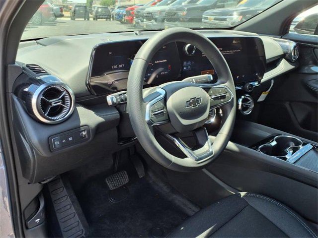2025 Chevrolet Blazer EV photo 11