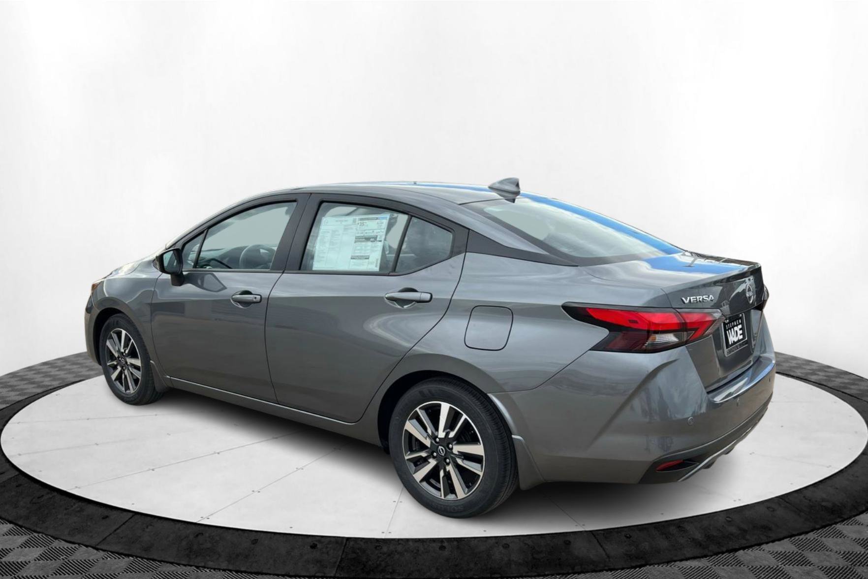 2025 Nissan Versa SV photo 2