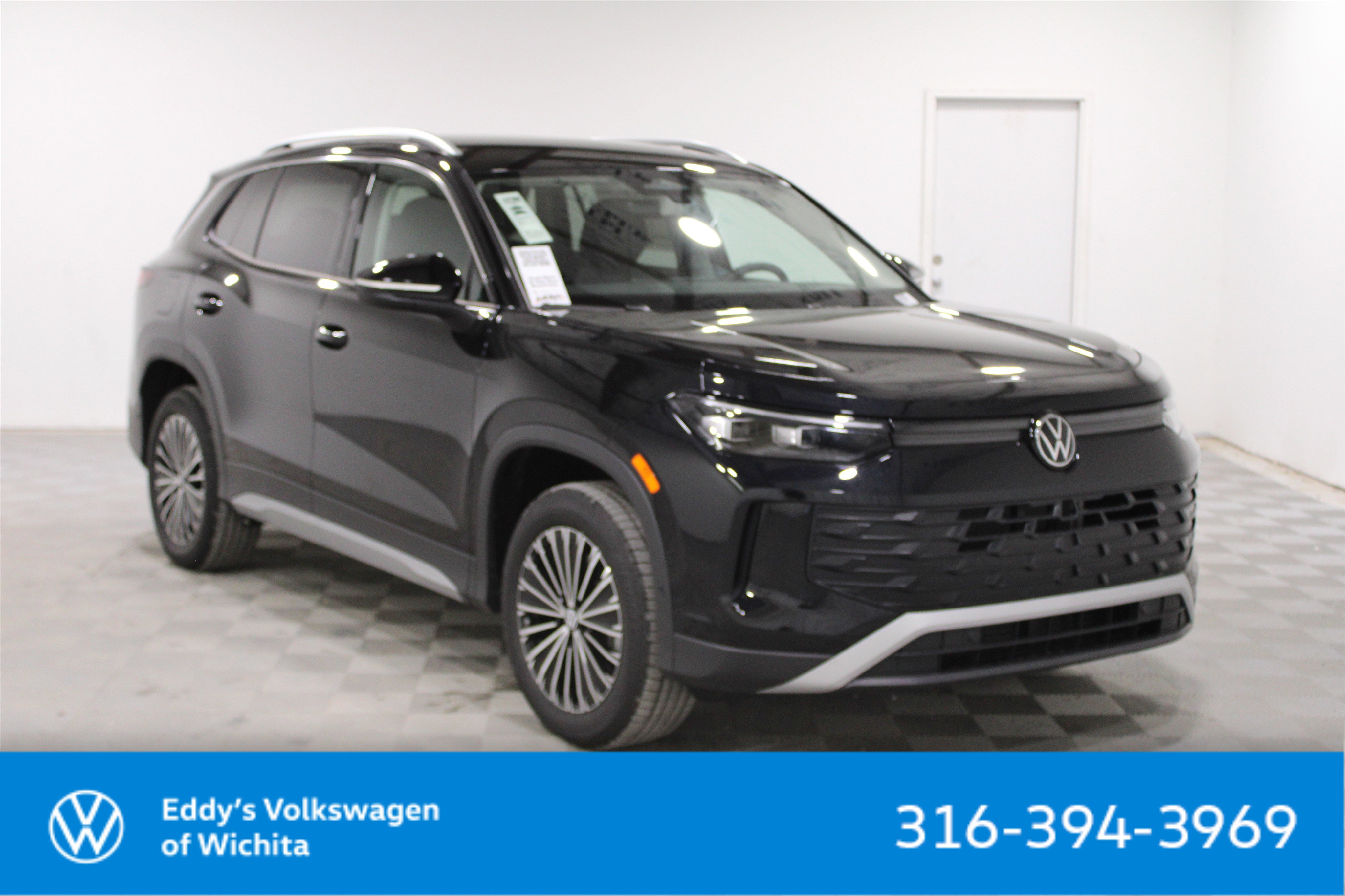 2025 Volkswagen Tiguan S's photo