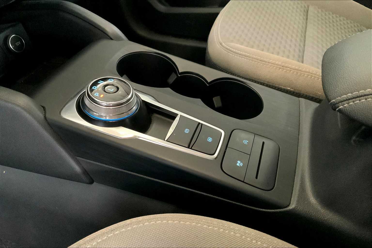 2020 Ford Escape SE photo 15