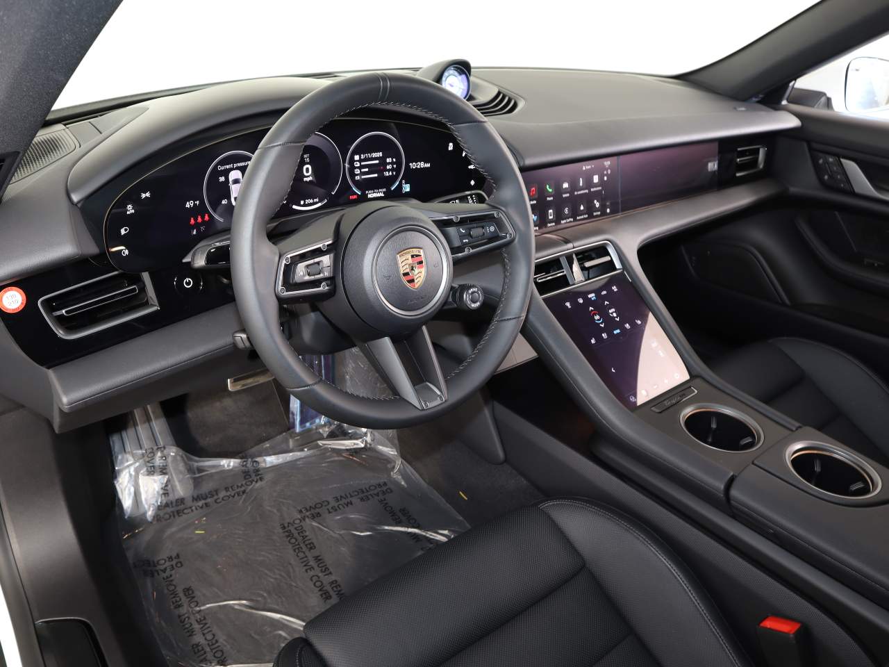 2025 Porsche Taycan 4S photo 4
