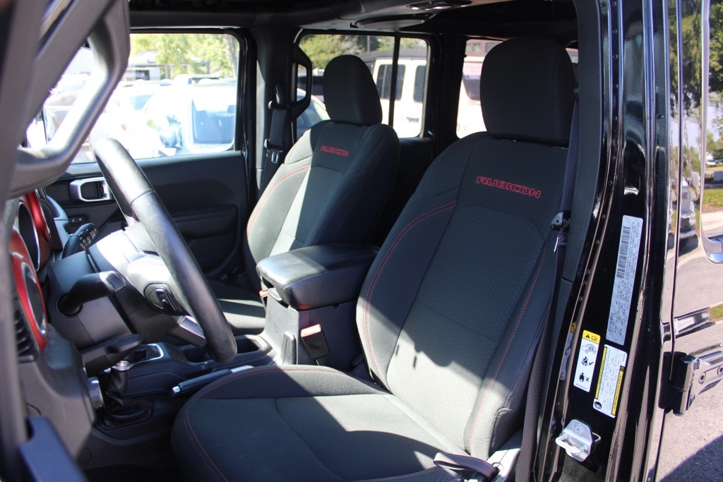 2018 Jeep Wrangler Unlimited Rubicon photo 3